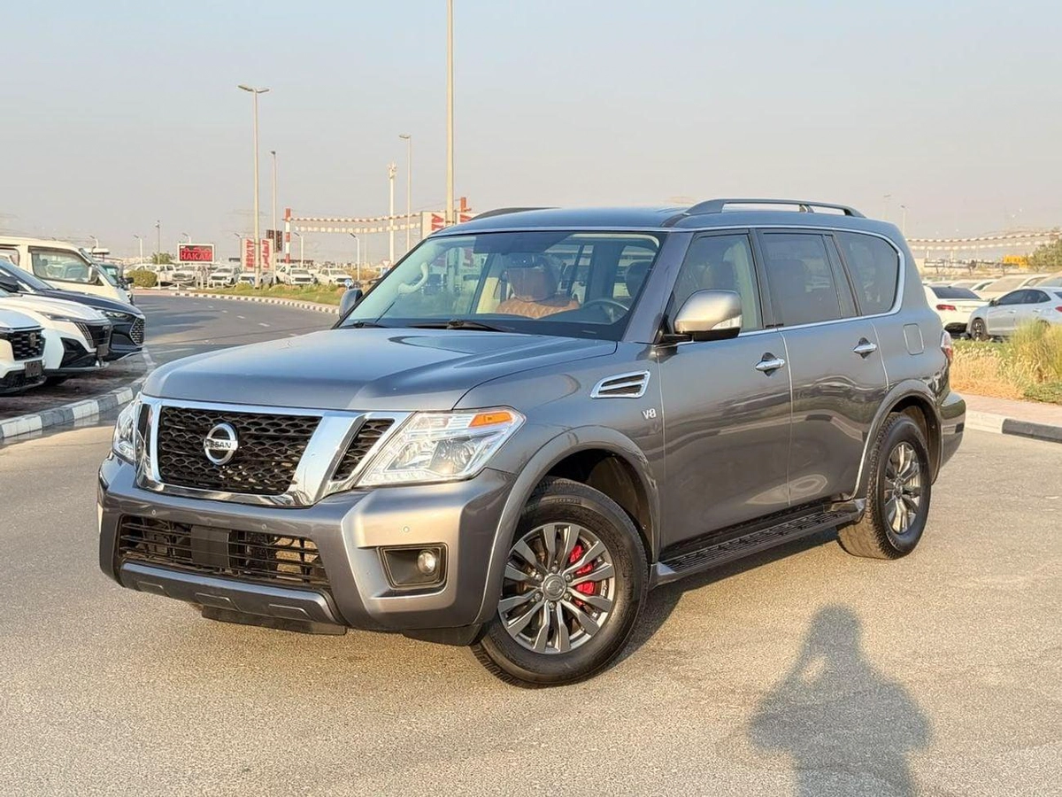 Nissan Armada SL SV 5.6L 4WD 4x4 original paint clean title-11-0
