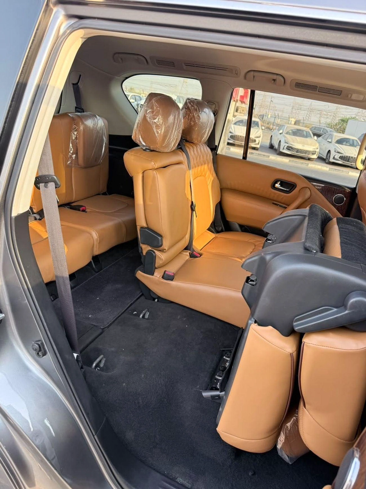 Nissan Armada SL SV 5.6L 4WD 4x4 original paint clean title-16-0