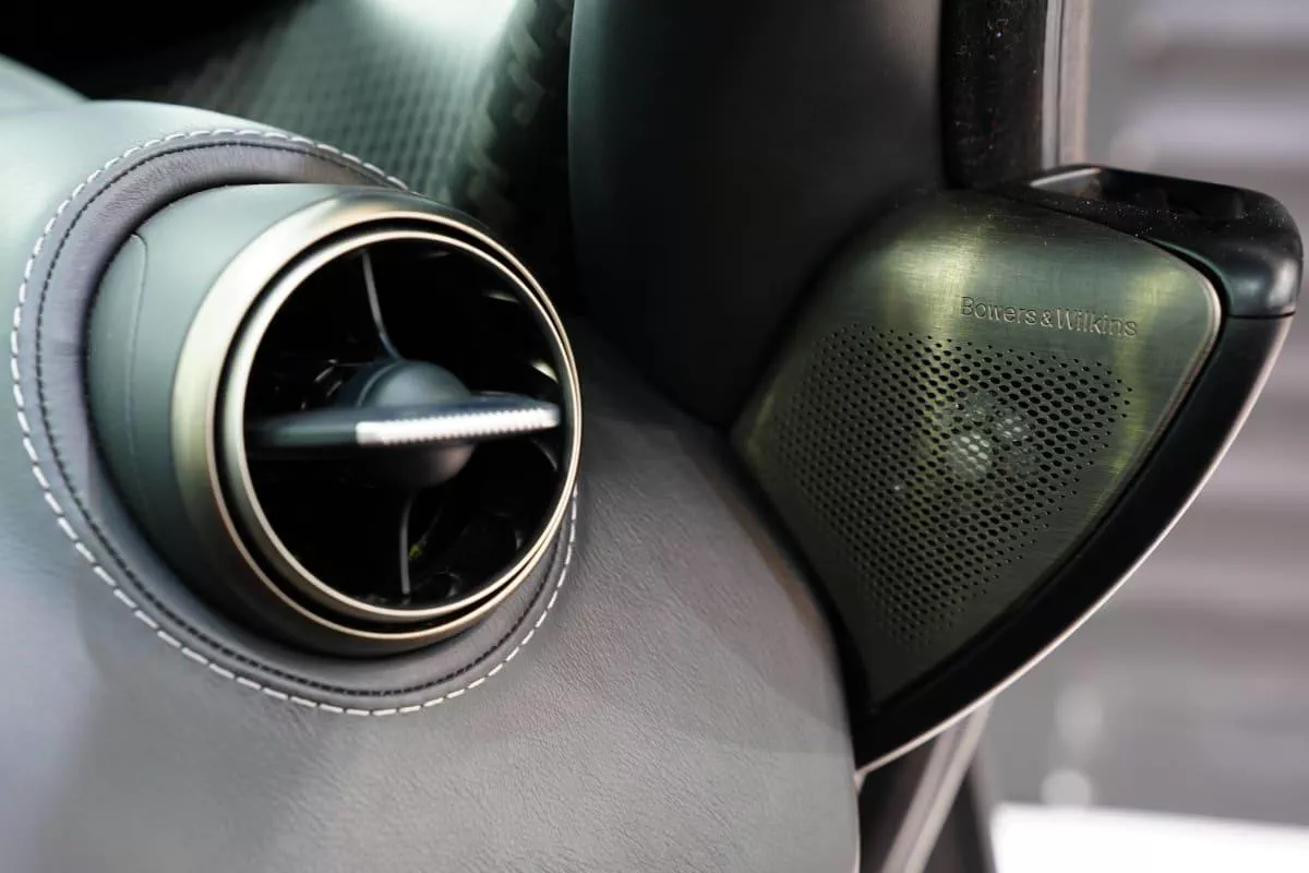 McLaren 720S-12-12