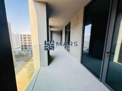 | Luxury 2 Bedroom|| Primum Layout || Ready To Move || Ideal Location |-9
