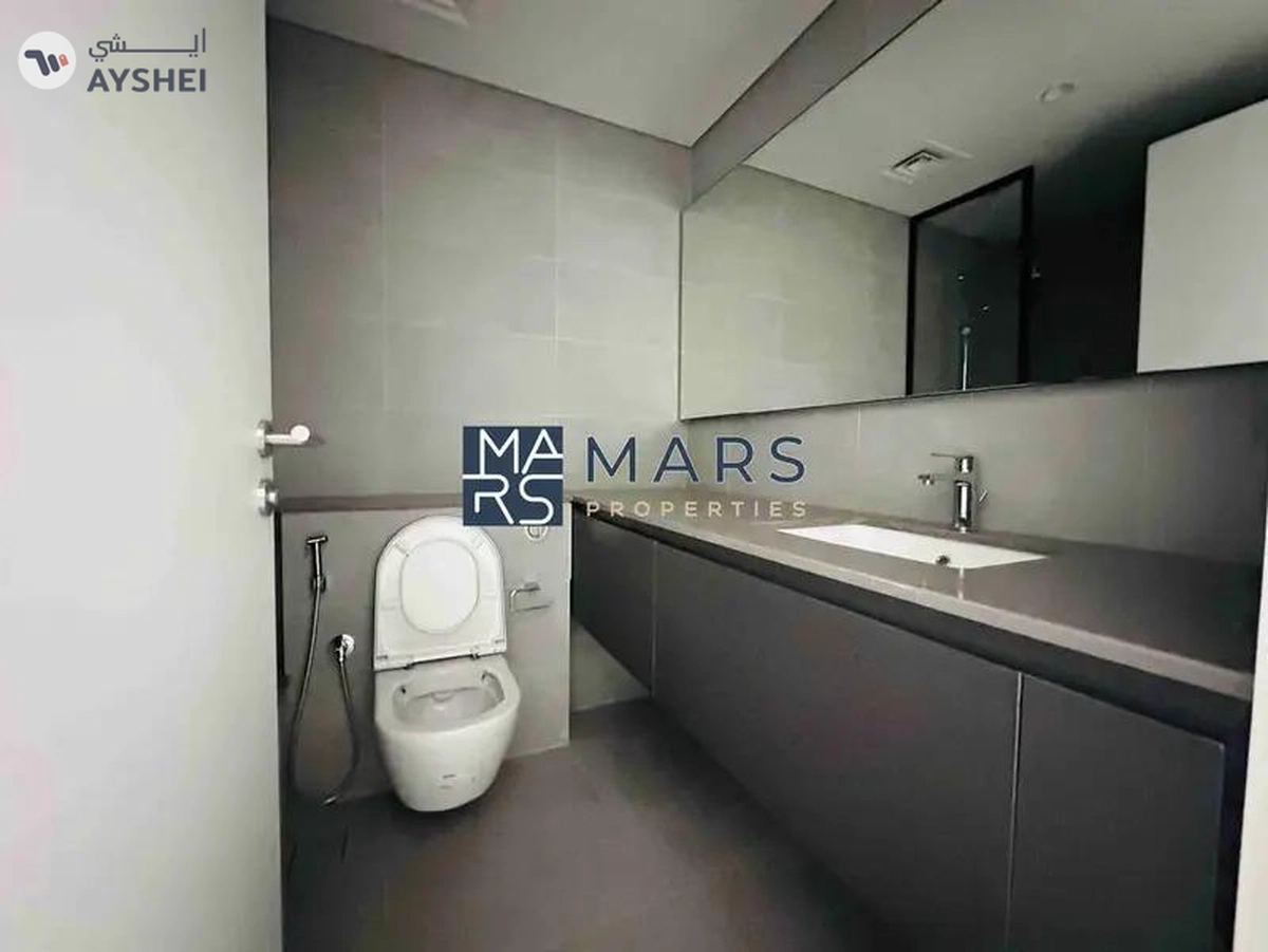 | Luxury 2 Bedroom|| Primum Layout || Ready To Move || Ideal Location |-5-5