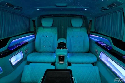 Mercedes Benz V 250 VIP BUSINESS VAN –  FULL LUXURY OPTION | BRAND NEW | GCC | 2023-8