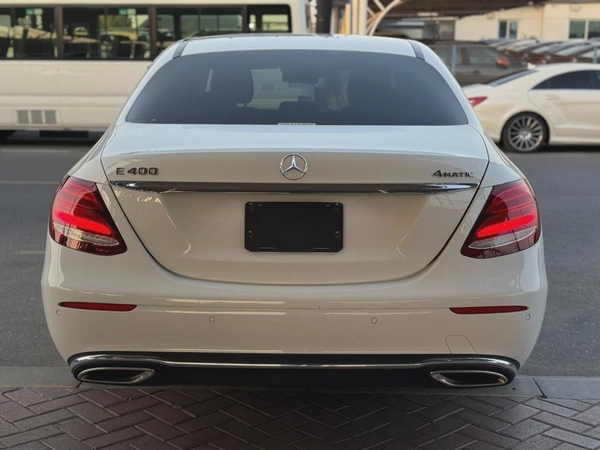 Mercedes Benz E400