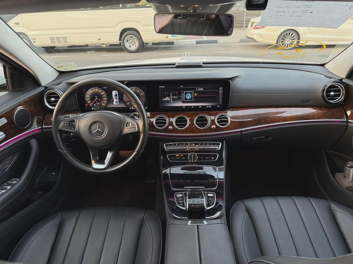 Mercedes Benz E400