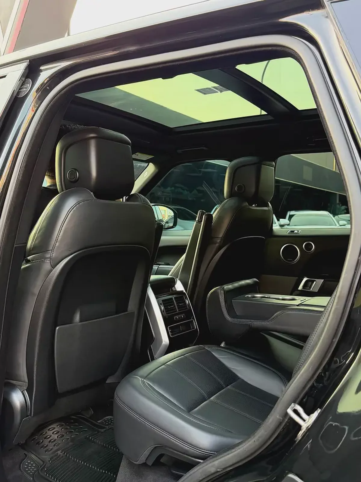2020 Land Rover Range Rover Sport HSE - American Specs-15-15