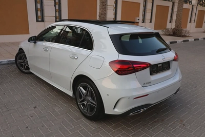 Mercedes-Benz A200 AMG-2024-11000KM-GCC SPECS- UNDER WARRANTY  SERVICE CONTRACT available black as w-2