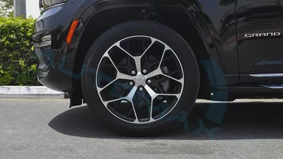 ( For Export / multiple colors) 2025 JEEP GRAND CHEROKEE SUMMIT RESERVE LUXURY NIGHT VISION GCC 0Km-19