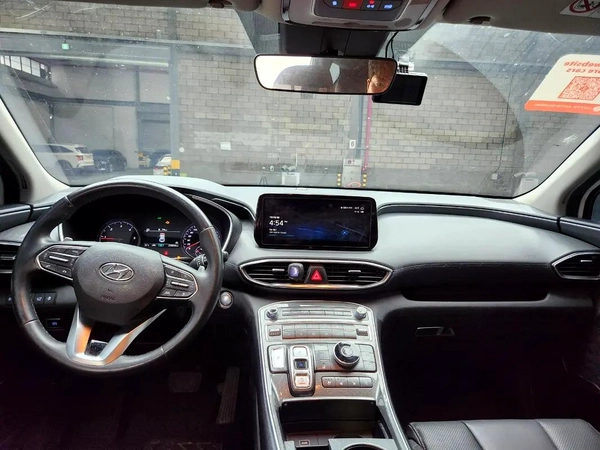Hyundai Santa Fe Premium 2021 - Korean Specs - Excellent Condition