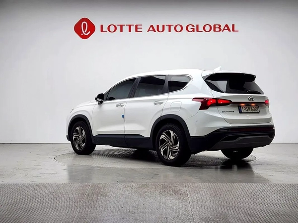 Hyundai Santa Fe Premium 2021 - Korean Specs - Excellent Condition
