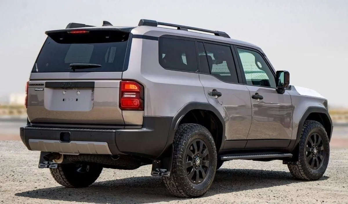 Toyota Prado GXR 250 2.4P AT FIRST EDITION MY2025 – BRONZE-3-0