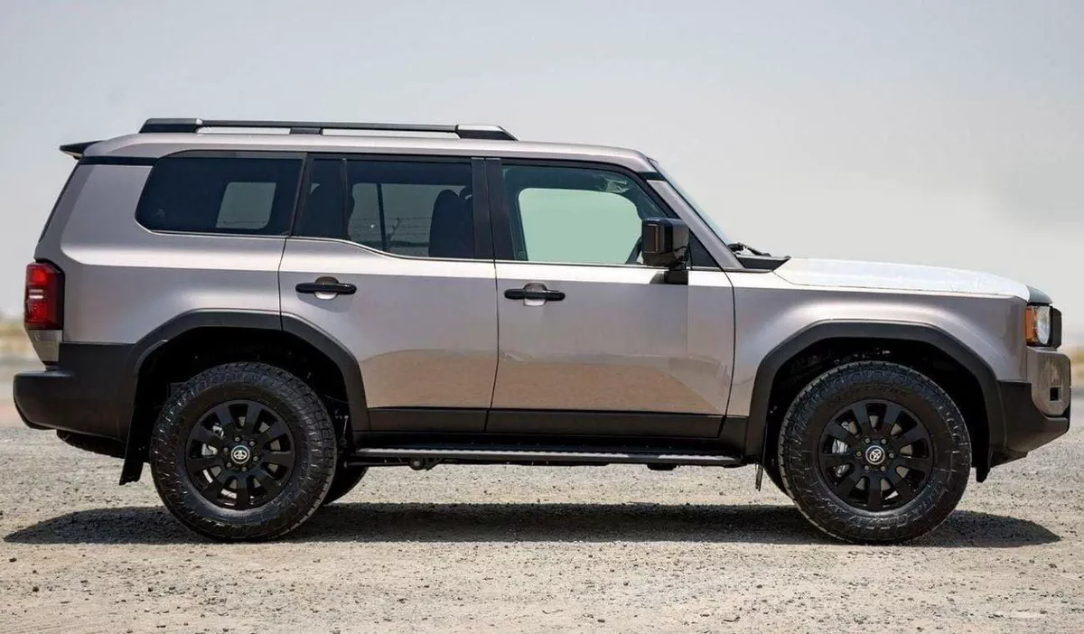 Toyota Prado GXR 250 2.4P AT FIRST EDITION MY2025 – BRONZE-6-0