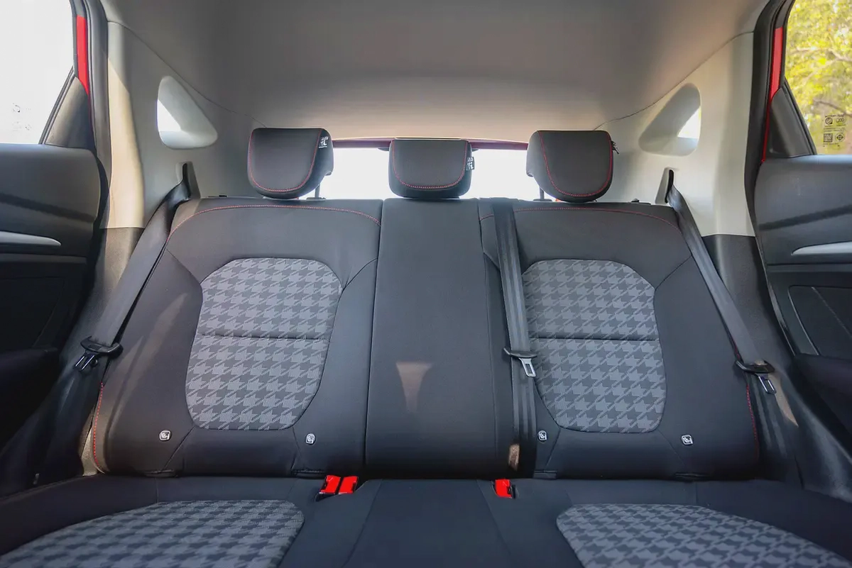 AED 611/Month | ZS Comfort | GCC Specs | REF#M36615-11-11