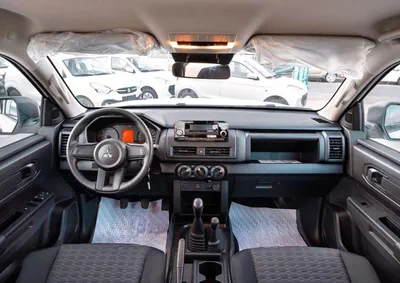 Mitsubishi L200 GL Mitsubishi L200 4WD 2.4L Diesel MT 2025-9