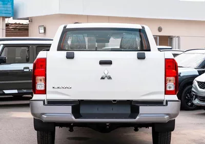 Mitsubishi L200 GL Mitsubishi L200 4WD 2.4L Diesel MT 2025-4