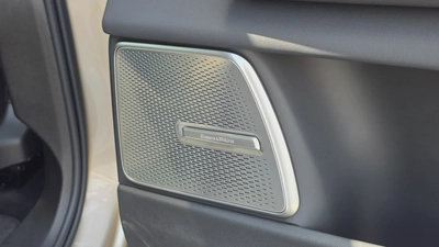 Polestar 3 (Gold)-7