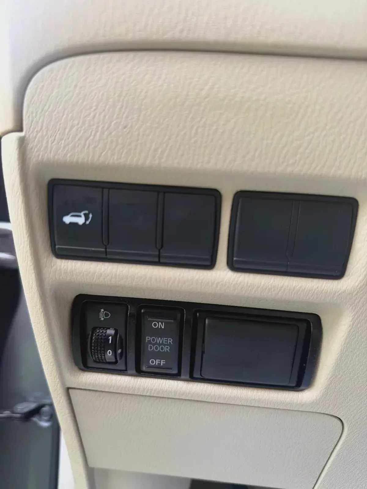 Nissan Patrol LE Titanium 2018 | GCC Specs | V8 Engine-14-14