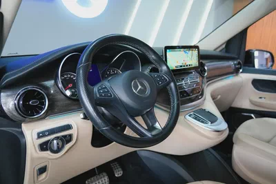 2023 - MERCEDES-MAYBACH V250 - GCC - PRESTIGE CONDITION for 239,000.00 AED-9