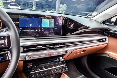 Hyundai Azera Hybrid 2025 | Korean Specs | Clean Title | 13K KM | White | هيونداي ازيرا هايبرد 2025-8
