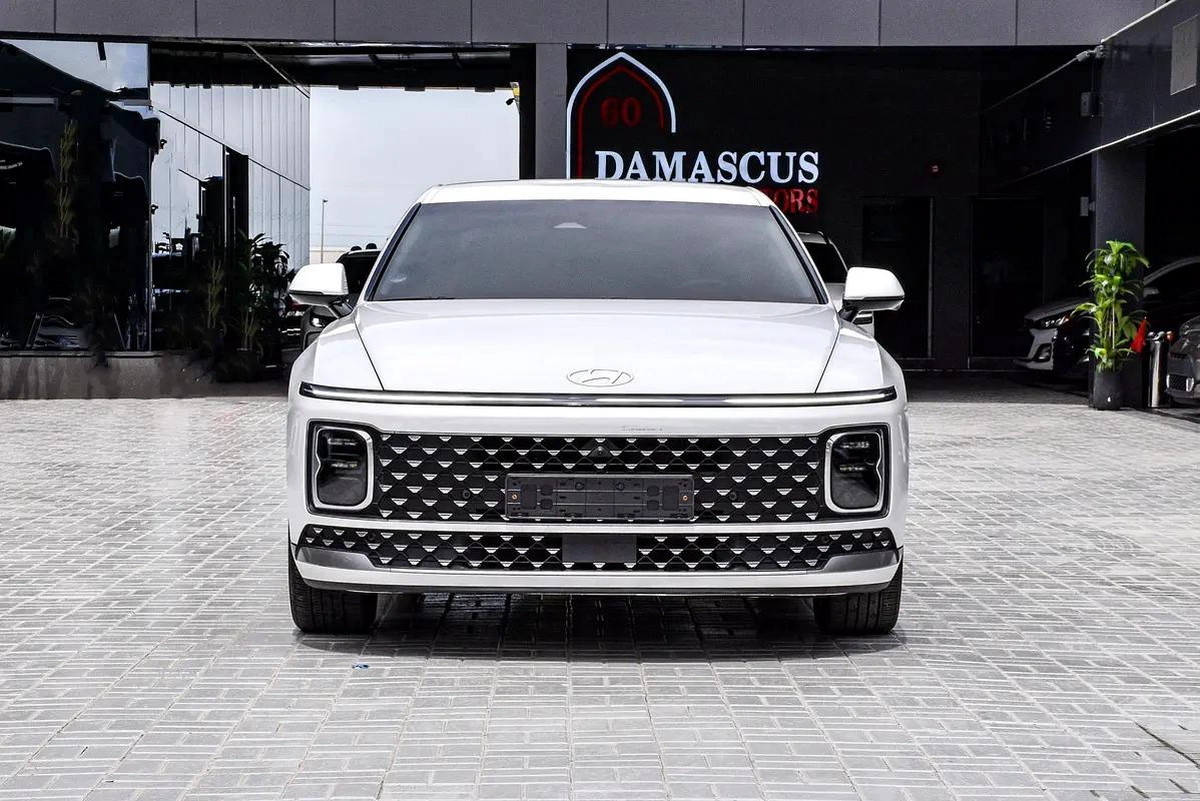 Hyundai Azera Hybrid 2025 | Korean Specs | Clean Title | 13K KM | White | هيونداي ازيرا هايبرد 2025