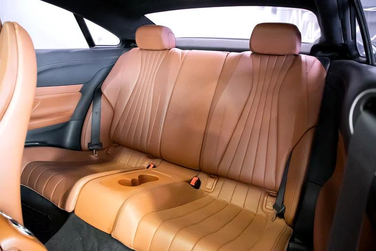 Mercedes-Benz E220d Coupe 2018 – Premium Comfort Performance-3-3