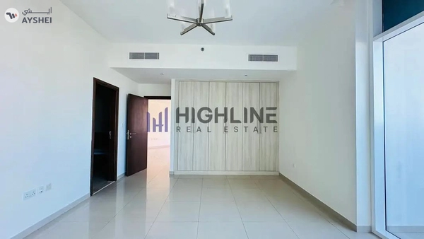 Bright & Spacious | 1Bed + Store | Open Kitchen