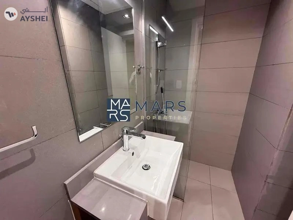 Brand New | Vacant | Topnotch Amenities