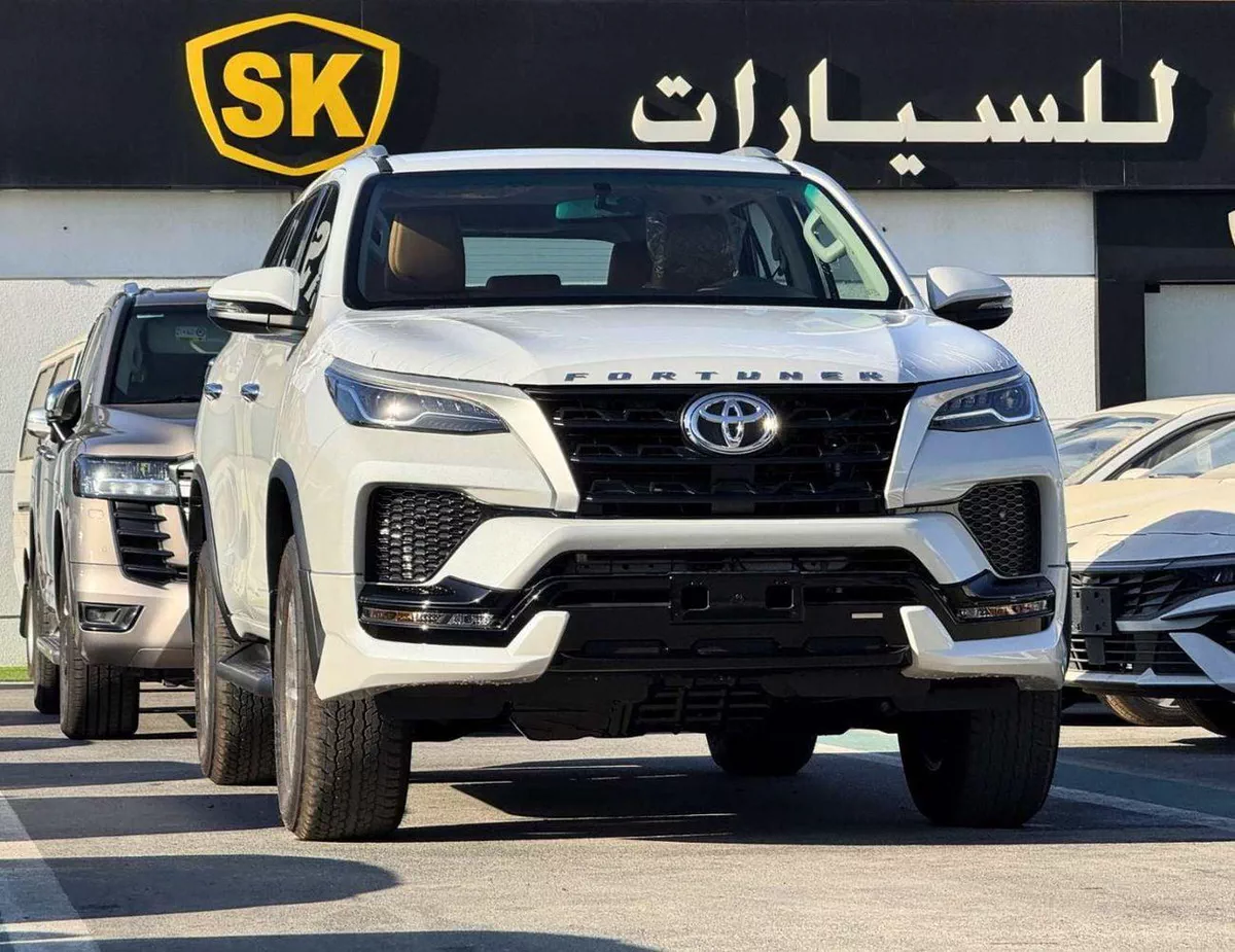 Toyota Fortuner EXR SR5 || 2.7L PETROL V4 A/T 4WD | AUTO AC | ALLOY WHEELS (CODE # FPGO)-2-0