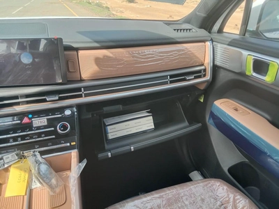 2025 Hyundai Santa Fe – Powerful 2.5L 4WD SUV-7