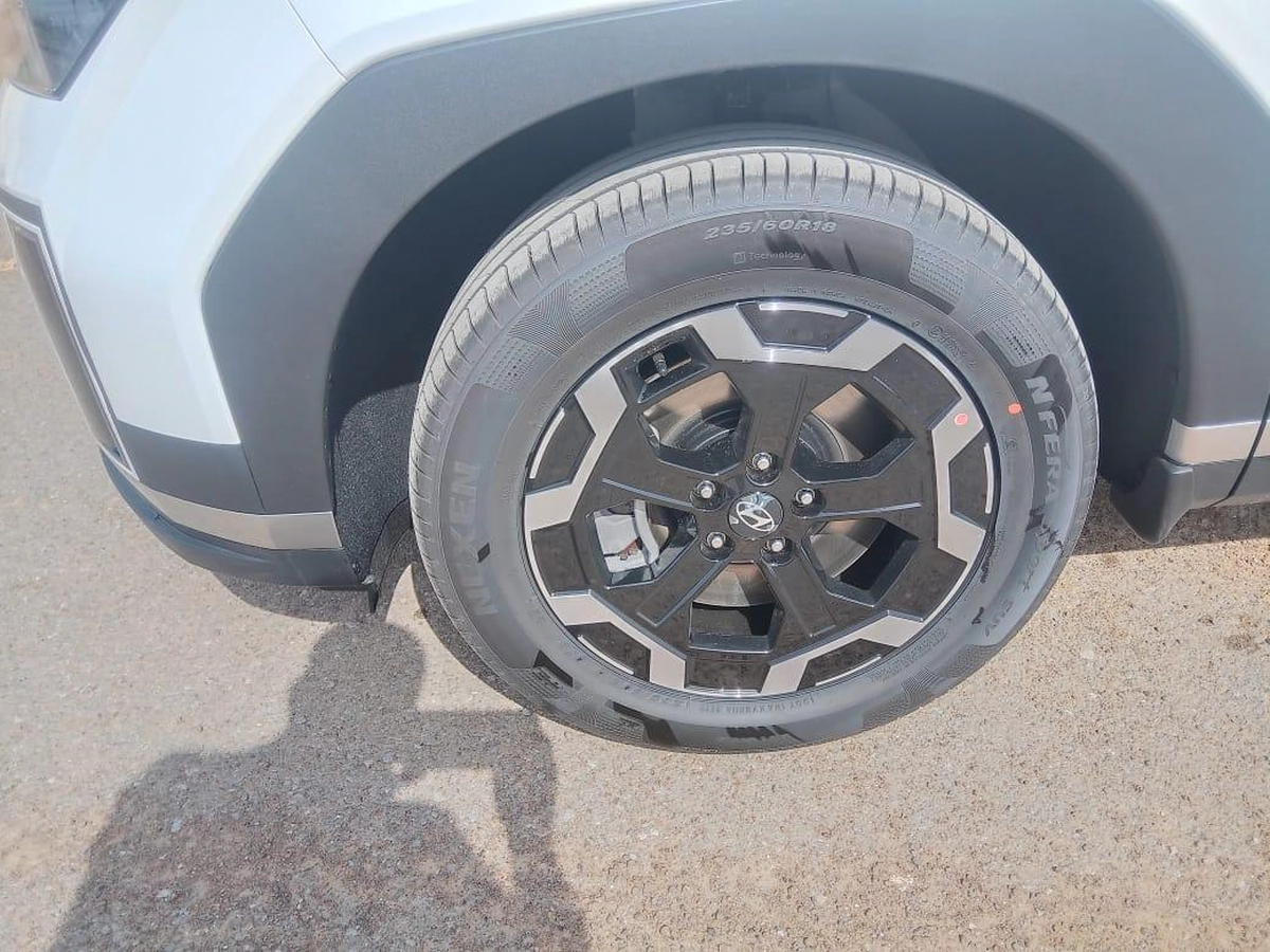 2025 Hyundai Santa Fe – Powerful 2.5L 4WD SUV-15-15