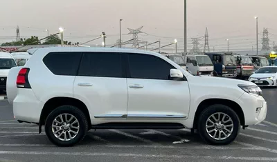 Toyota Prado TX-L 2019 4.0L V6 - AWD 4x4 - Electric Seat - Rear CAM & Sensors - Cool Box --4