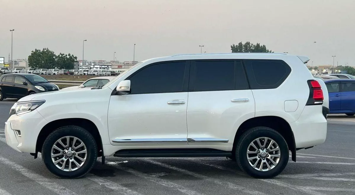 Toyota Prado TX-L 2019 4.0L V6 - AWD 4x4 - Electric Seat - Rear CAM & Sensors - Cool Box --3-0