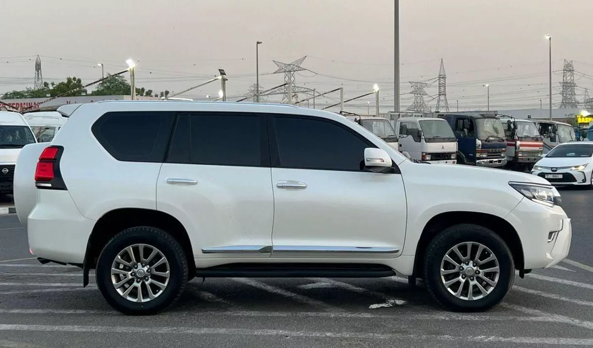Toyota Prado TX-L 2019 4.0L V6 - AWD 4x4 - Electric Seat - Rear CAM & Sensors - Cool Box --4-0