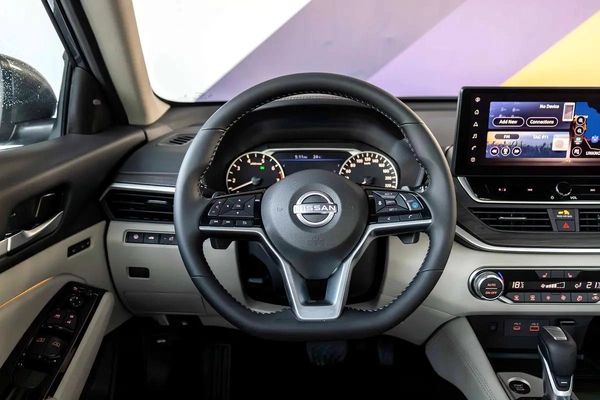Dealership Warranty 3 years | AED 1,840 Monthly | Nissan Altima SL 2.5L | GCC | Zero Down Payment