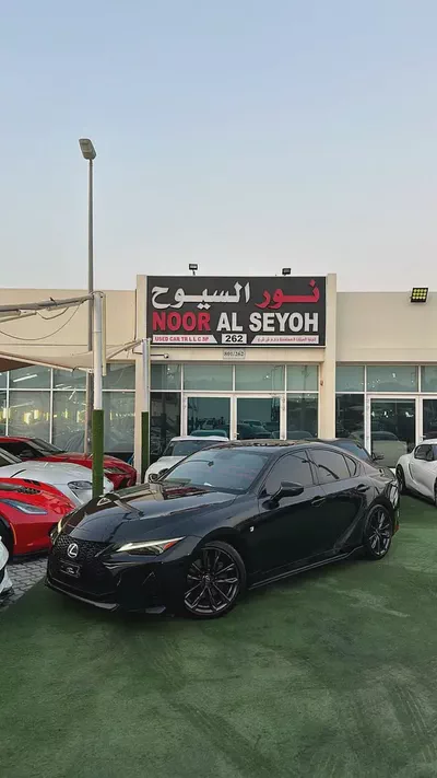 Lexus ES 350 F SPORT 2023 GCC Specs - Pristine Condition-2