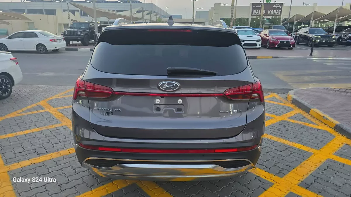 2023 Hyundai Santa Fe Limited Canadian Specs-3-3