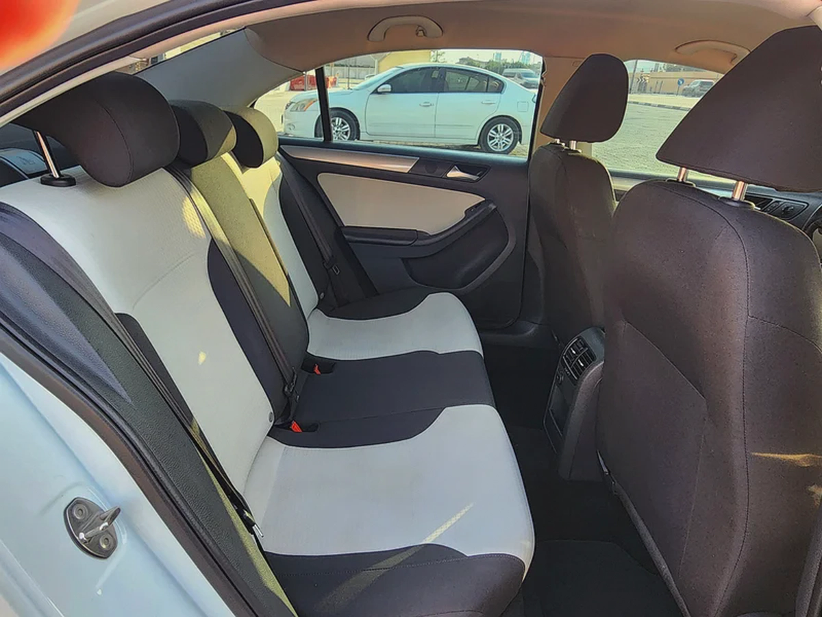 Volkswagen Jetta S V4 2.0L 2015 Model GCC Specs With Partial Service History In Perfect Condition