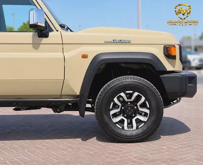 Toyota Land Cruiser 70 Series LC 76 VXR 2026 GCC Specs-14
