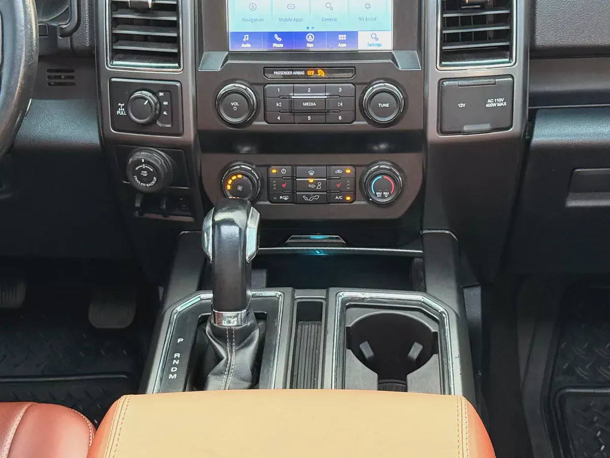 Ford F-150 Platinum 2019 American Specs-11-11