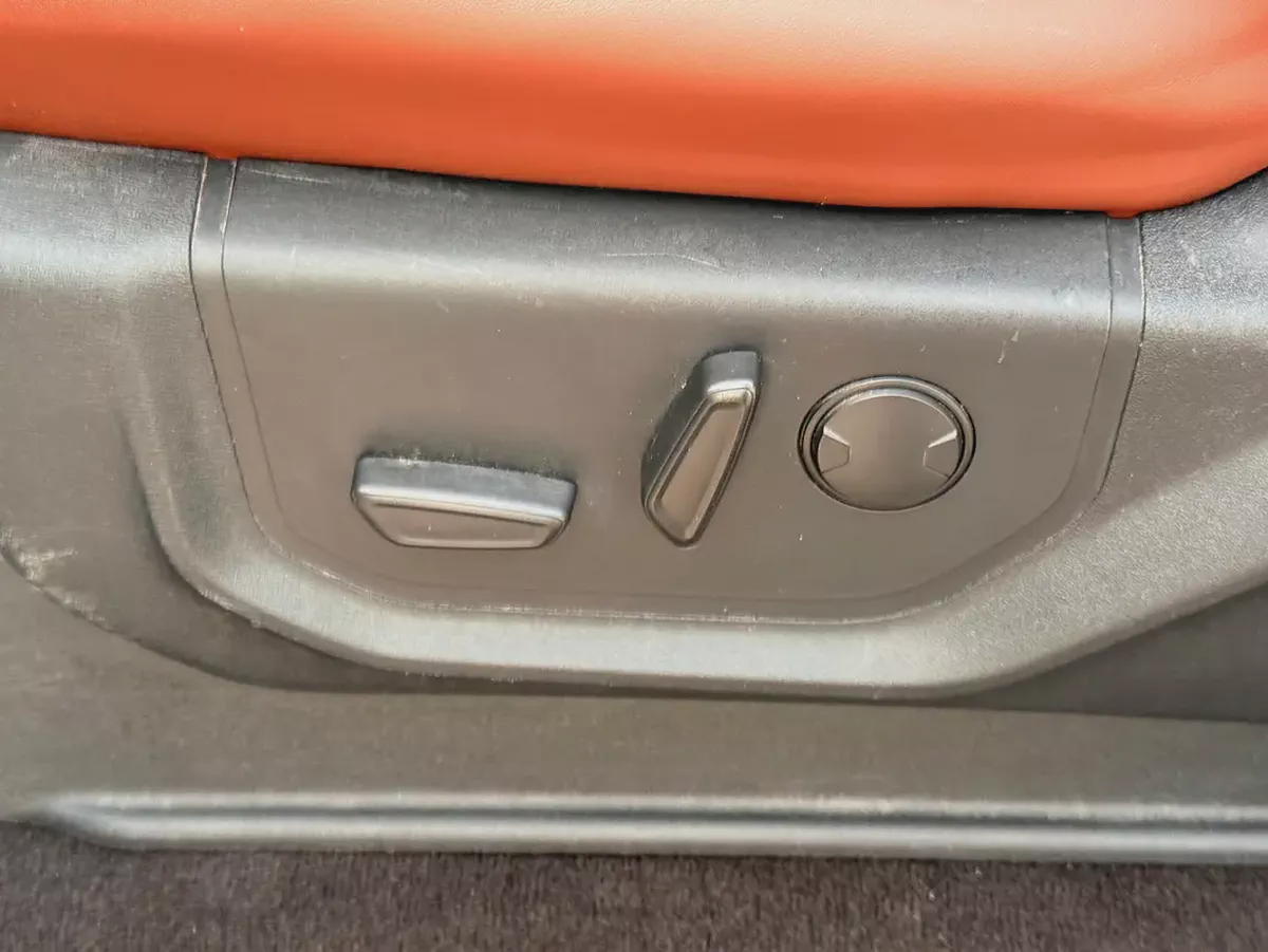 Ford F-150 Platinum 2019 American Specs-16-16