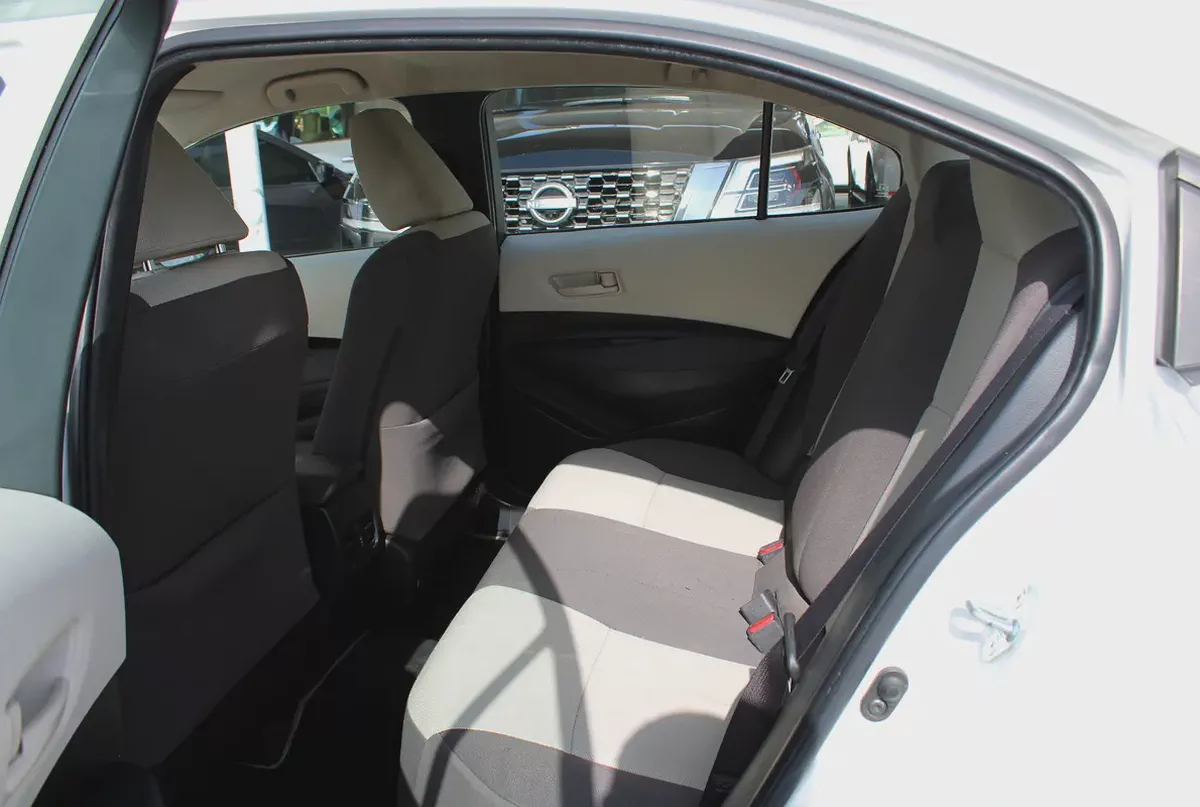 2021 Toyota Corolla SE GCC Specs-7-7