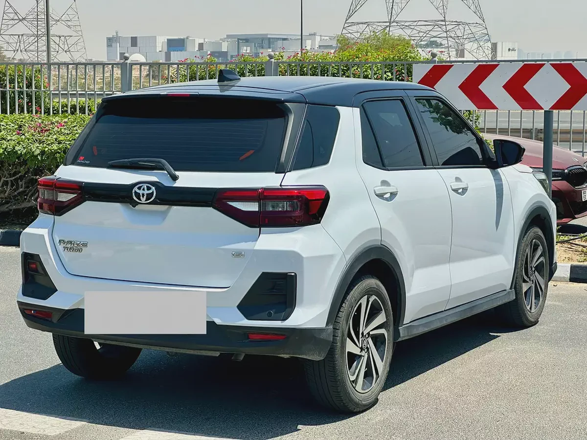 784/- AED 2024 Toyota Raize G 1.0 Turbo | GCC Specs | Like New Condition(Al Futtaim Service History)-10-10