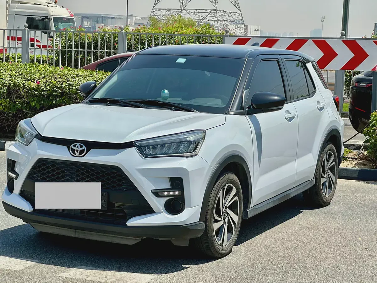 784/- AED 2024 Toyota Raize G 1.0 Turbo | GCC Specs | Like New Condition(Al Futtaim Service History)-1-1