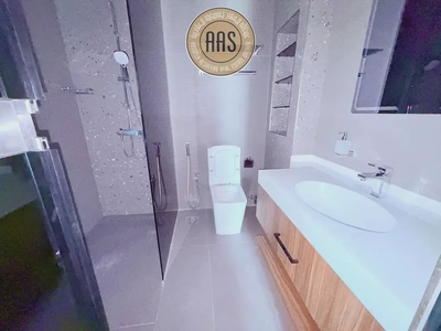 SPACIOUS 2BHK WITH FULLY FURNISHED+MAID ROOM CLOSE TO METRO IN JLT DUBAI-8