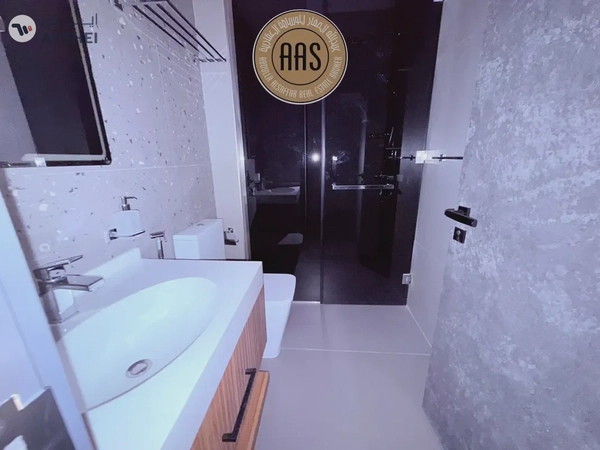 SPACIOUS 2BHK WITH FULLY FURNISHED+MAID ROOM CLOSE TO METRO IN JLT DUBAI