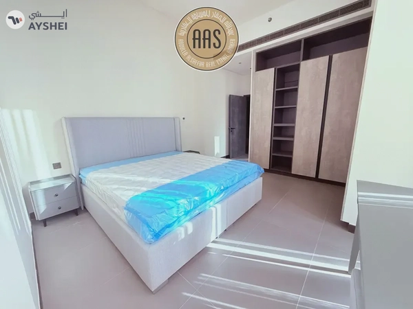 SPACIOUS 2BHK WITH FULLY FURNISHED+MAID ROOM CLOSE TO METRO IN JLT DUBAI