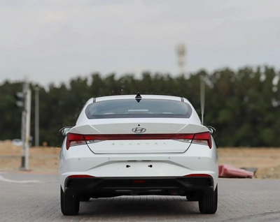 Hyundai Elantra SMART Hyundai Elantra | 1.6 L | 2022 | GCC | Accident-Free | In Excellent Condition-7