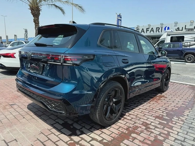 2025 Volkswagen Tiguan R-Line Black Edition - GCC Specs - Brand New!-2