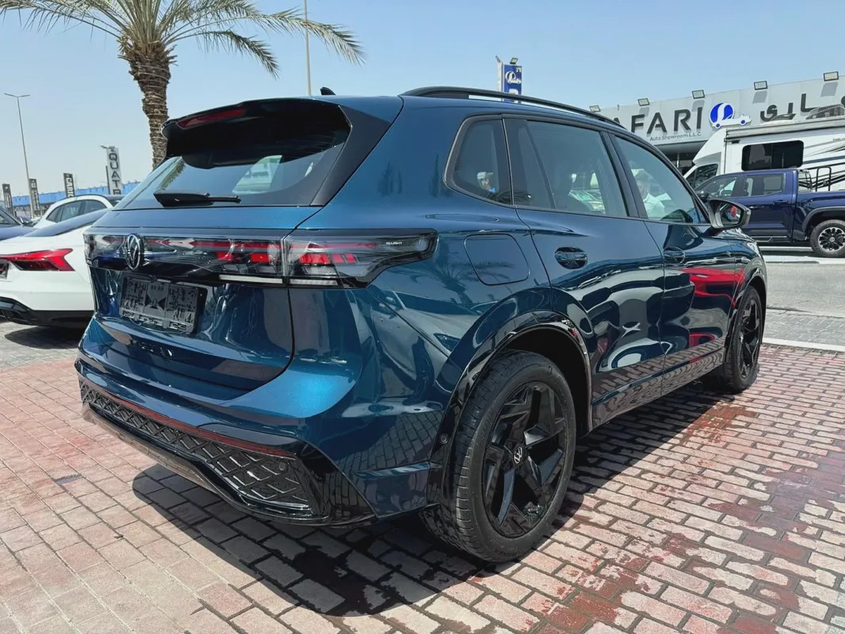 2025 Volkswagen Tiguan R-Line Black Edition - GCC Specs - Brand New!-3-3
