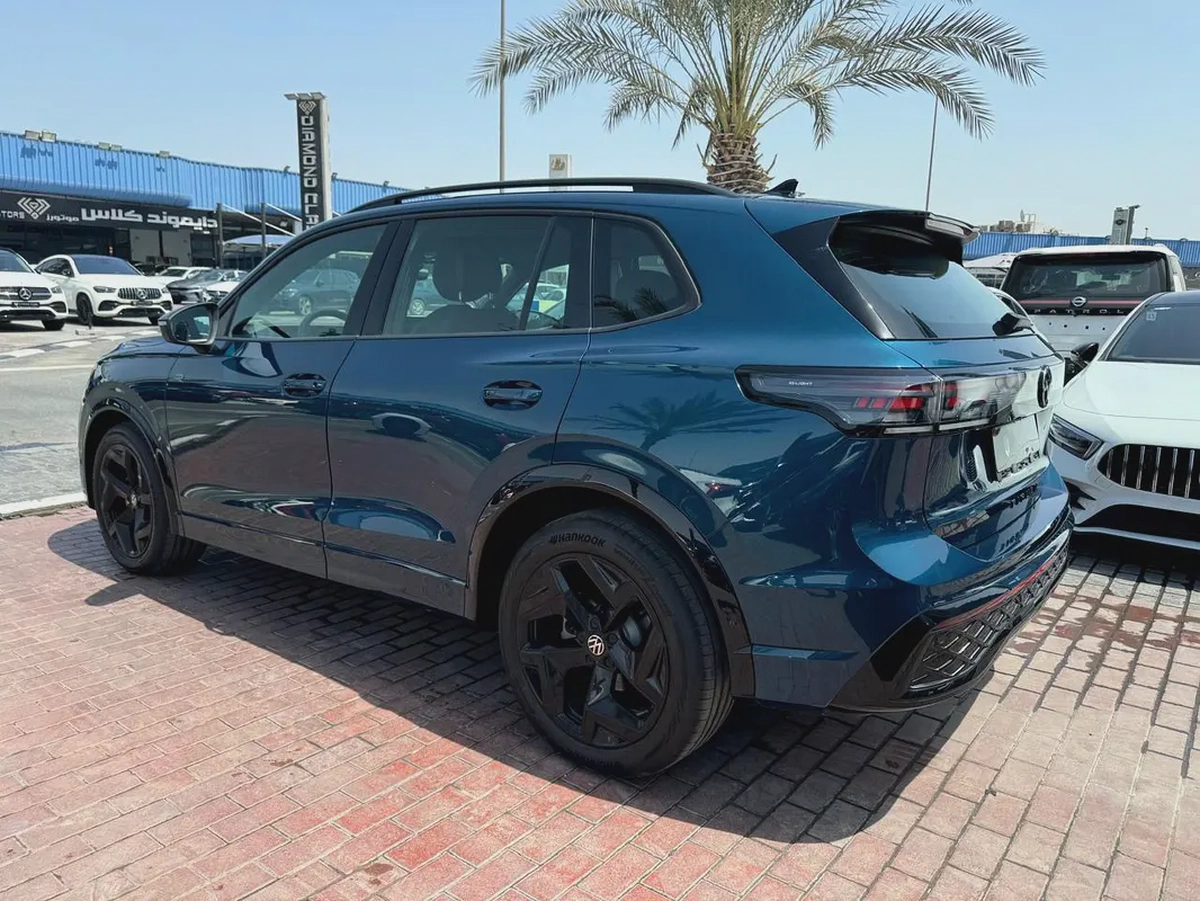 2025 Volkswagen Tiguan R-Line Black Edition - GCC Specs - Brand New!-5-5