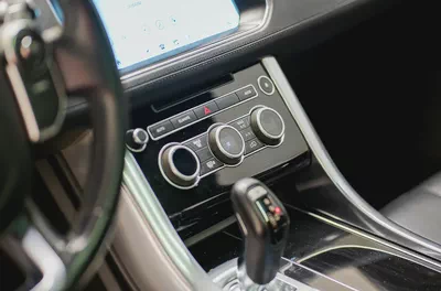 AED 1615 PM | RANGE ROVER SPORT HSE 2017 | FACE LIFTED TO 2018 | WELL MAINTAINED | 1 YEAR WARRANTY-11
